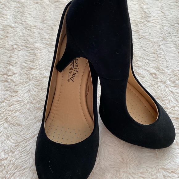 Cityclassified Shoes - Cityclassified Black Pumps